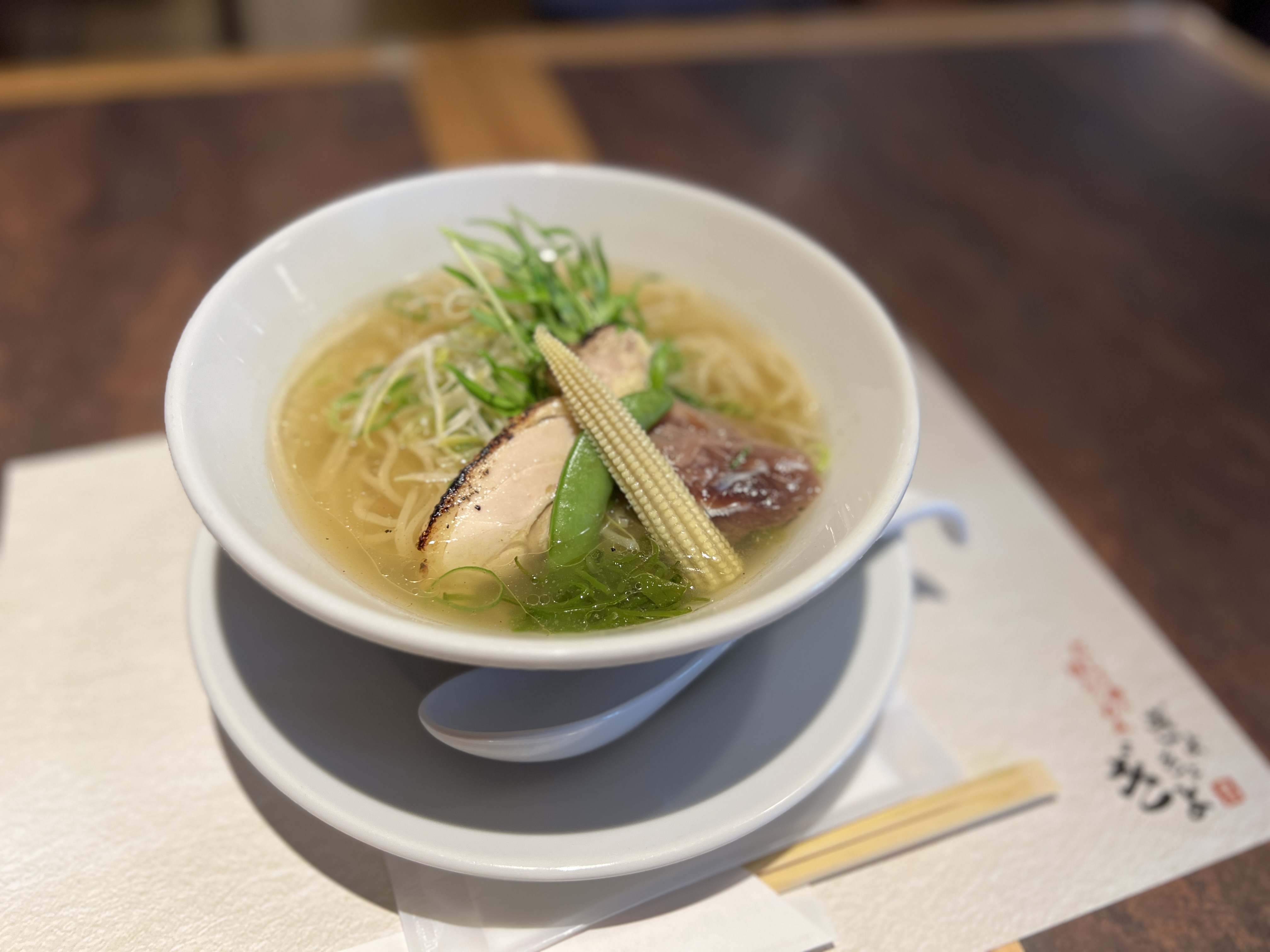 塩ラーメン店のホール・キッチンスタッフ 0